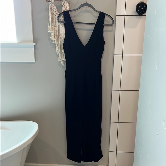 Wishlist Pants - Elegant Black Sleeveless Dress